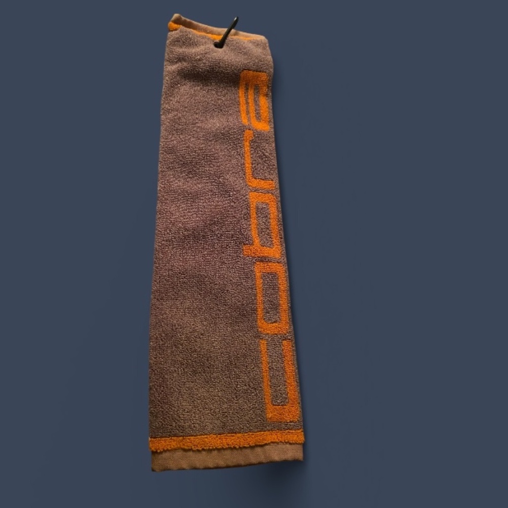Cobra TriFold Cotton Golf Towel